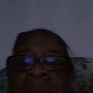 Meet your Posher, Camille